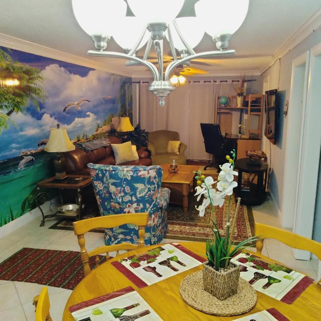 Unique 2 Bedroom / 2 Bath Condo In Myrtle Beach Exterior photo